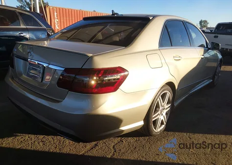 2011 Mercedes-Benz E 350 z USA, uszkodzony, nr VIN WDDHF5GB7BA424347